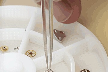 武汉劳力士表维修服务地址查询